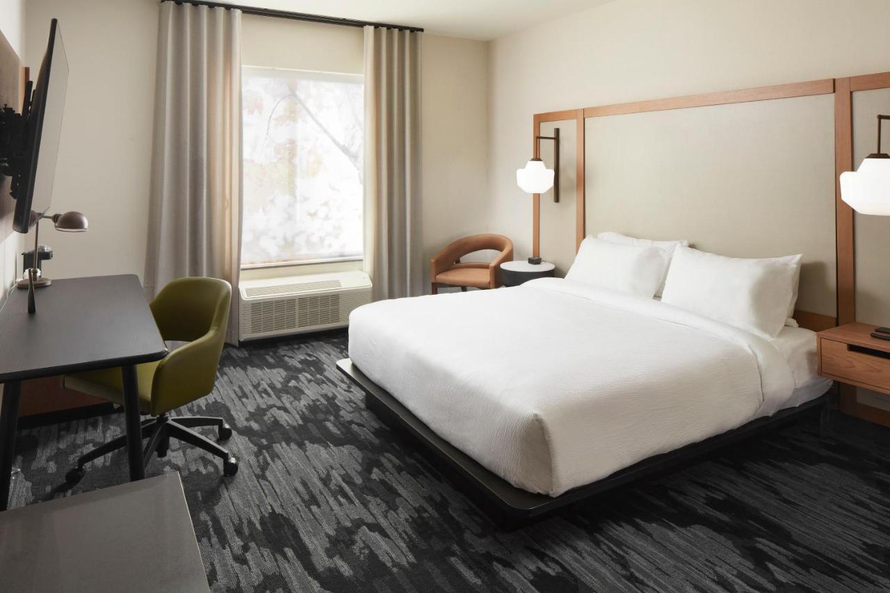 Fairfield Inn & Suites By Marriott Stony Creek Екстер'єр фото