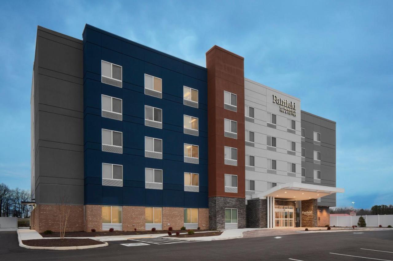 Fairfield Inn & Suites By Marriott Stony Creek Екстер'єр фото